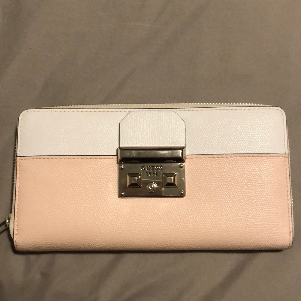 Guess wallet